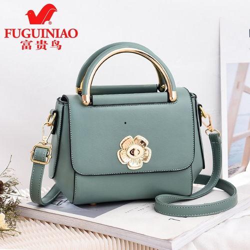 新款网红斜跨包价格,时尚与实用的完美结合”