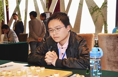 王天一评价吃瓜,吃瓜背后的文化现象与社会影响